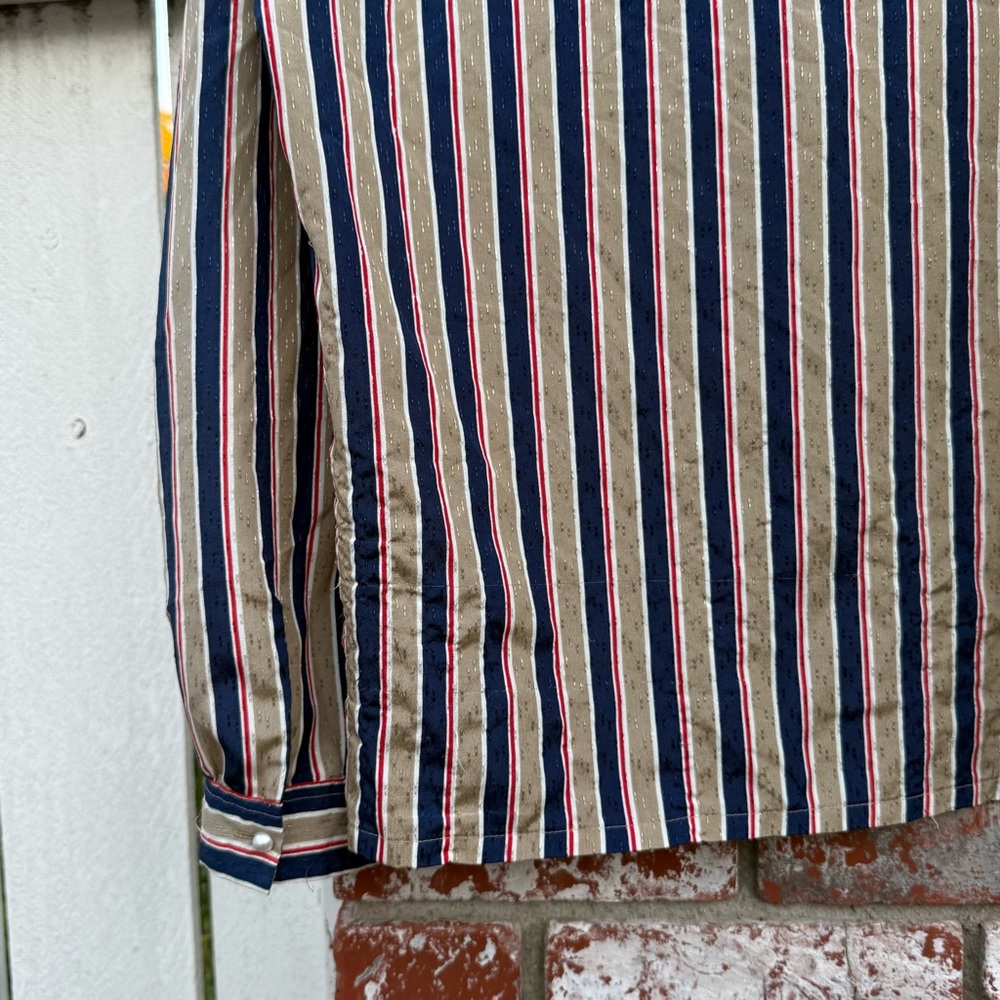 Vintage Koret button down top - Picture 6 of 9